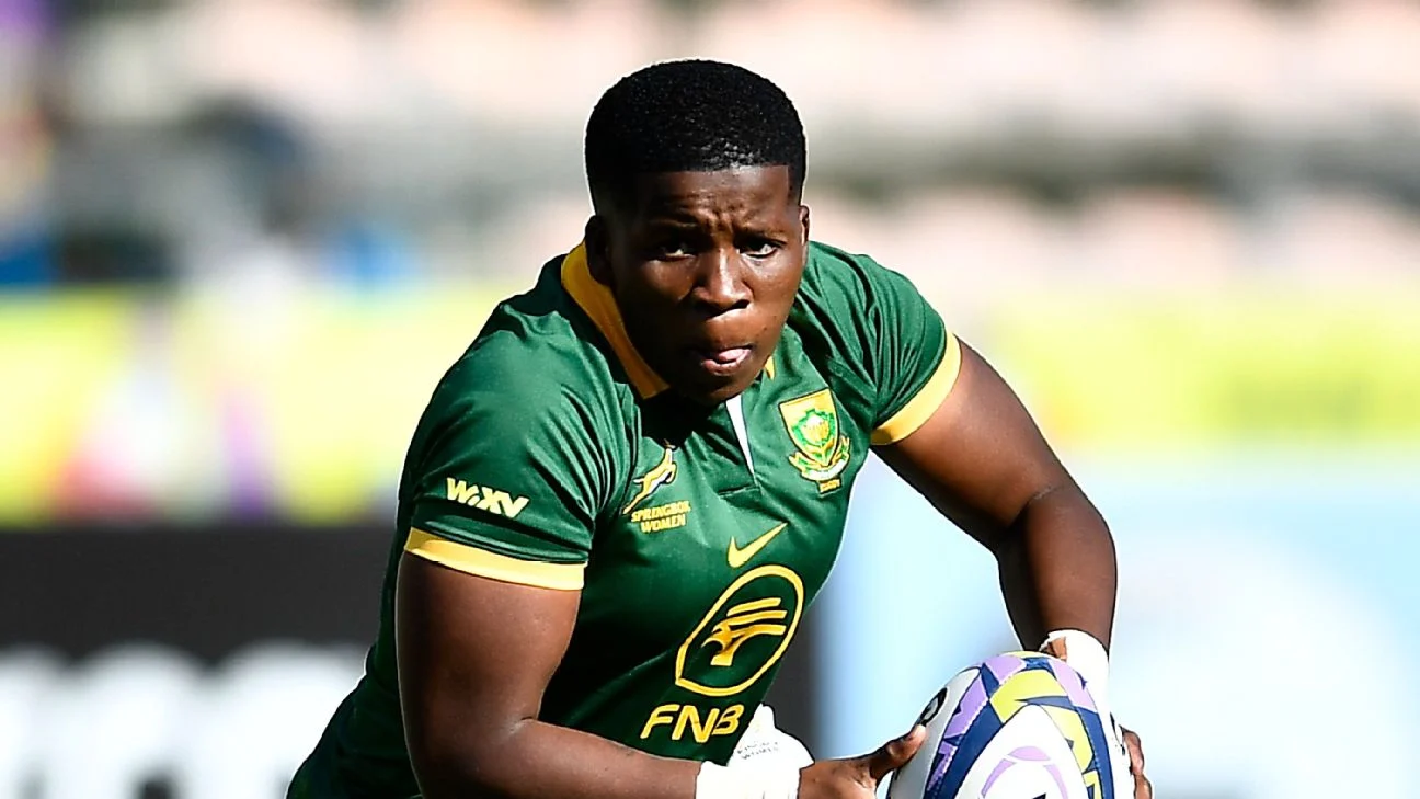 Lusanda Dumke Biography