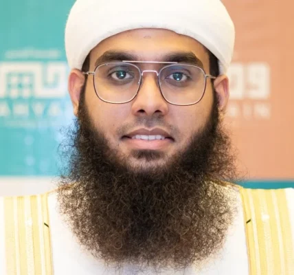 mufti shamail nadwi biography