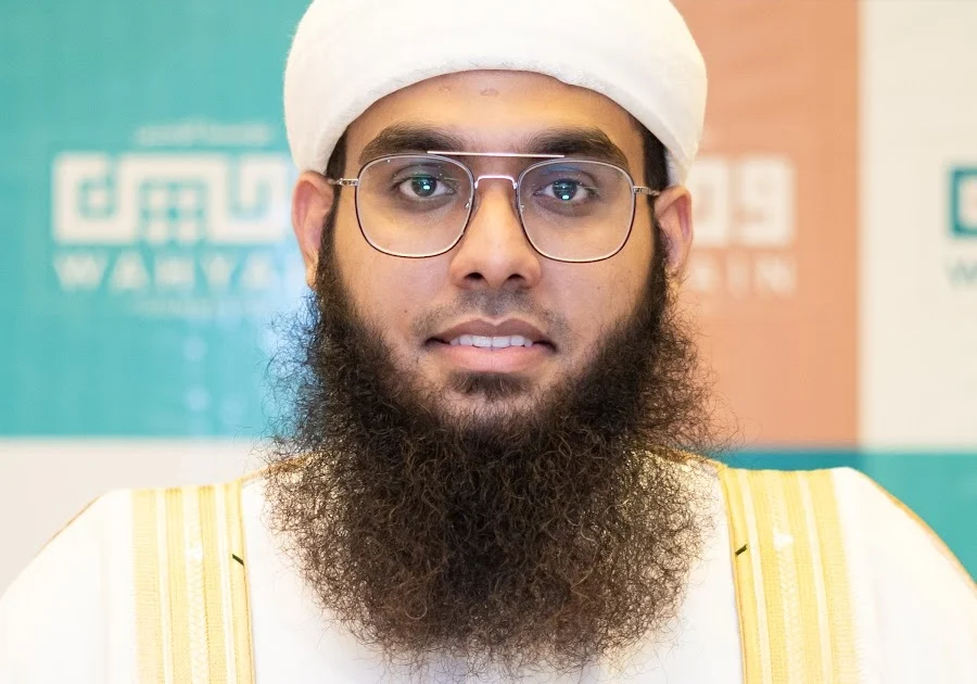 mufti shamail nadwi biography