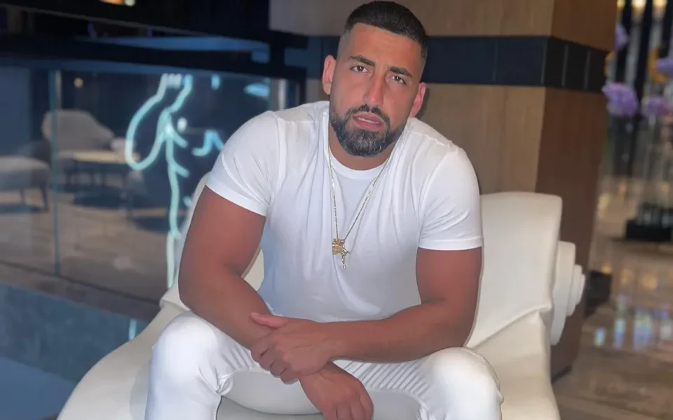 Sina Ghami Biography