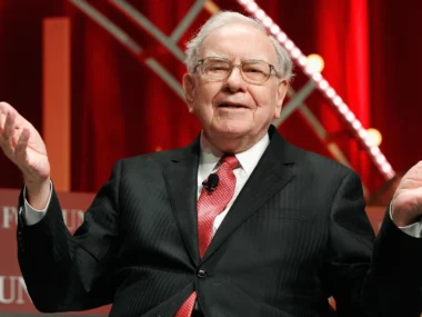 Warren Buffett Biography: Age, Wife, Net Worth, Investments and Career