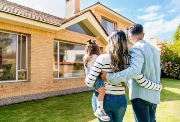 Mortgage Refinance Rates: What Homeowners Should Know